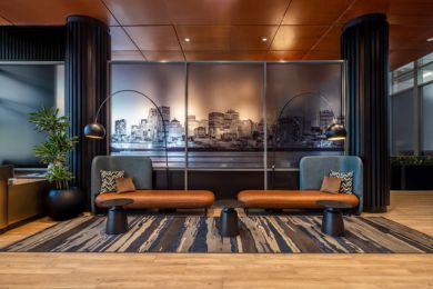 Lobby de l'hôtel Embassy Suites par Hilton Montréal