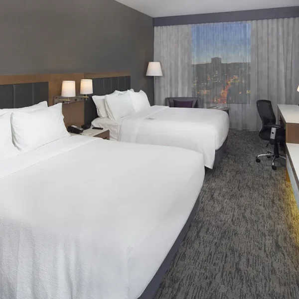 Holiday Inn & Suites Montréal Centre-ville Ouest 2022-01