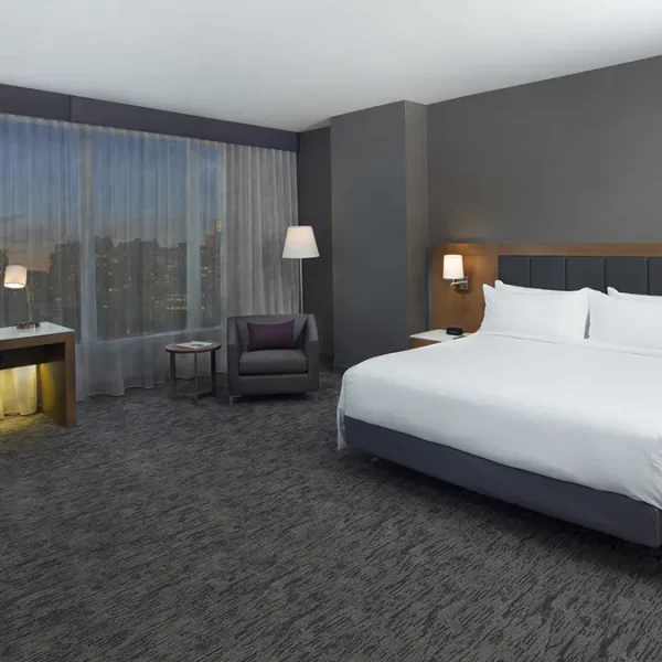 Holiday Inn & Suites Montréal Centre-ville Ouest 2022-02