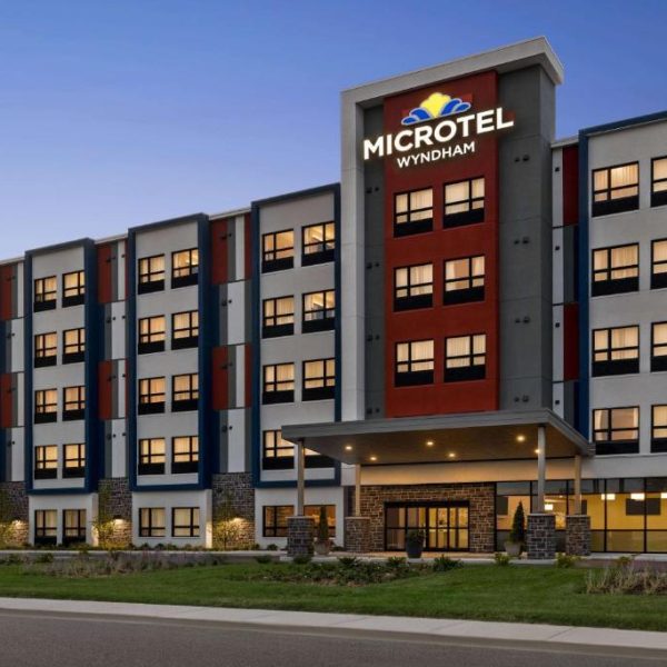 Microtel Inn & Suites par Wyndham Dorval (2)